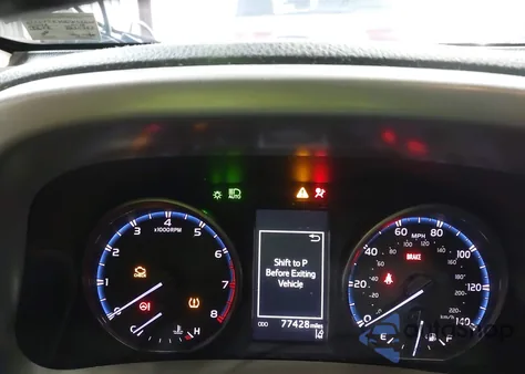 2018 Toyota Rav4 Xle from USA, damaged, VIN 2T3WFREV3JW433147